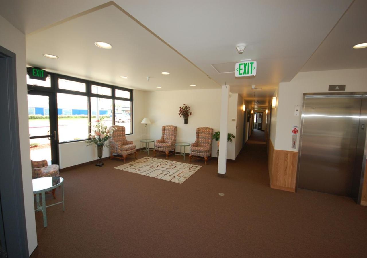 Sockeye Inn Anchorage Exterior photo